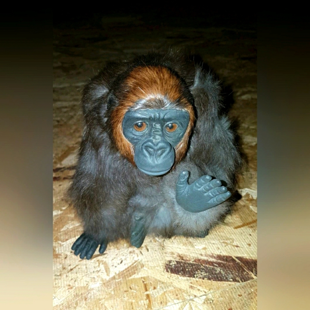 Vtg Real Fur Gorilla Statue